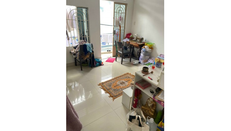 HẺM XE HƠI ĐƯỜNG VƯỜN LÀI - GÂN CHỢ TÂN HƯƠNG