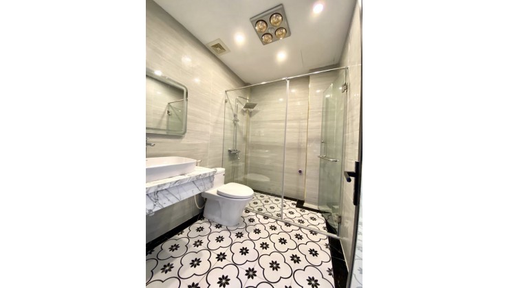 MẶT PHỐ Nguyễn Văn Cừ - VỈA HÈ- Ô TÔ DỪNG ĐỖ-KINH DOANH-63M2 MẶT TIỀN 21M , 18 TỶ