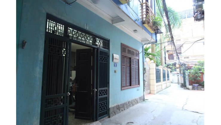 Bán nhà phố Nguyễn Chí Thanh, ngõ rộng, oto đỗ cửa, măt tiền khrủng, 60m ra phố