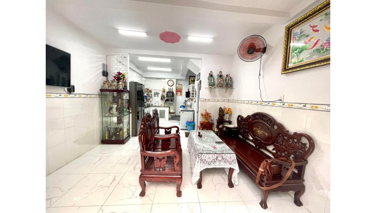 Nhỉnh 5 tỷ nhà hẻm đường số 1, P. An Lạc A, gần CV Phú Lâm, 5 tầng, 3 PN