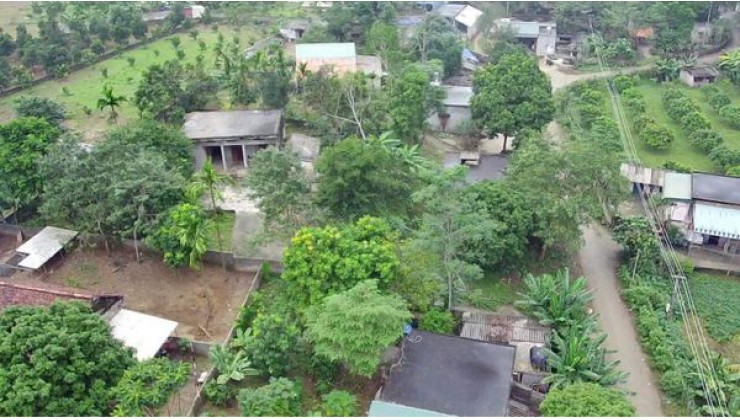 Cần bán gấp đất tại thị trấn Lương Sơn giá dưới 1 ty full thổ cư đường 6m view núi