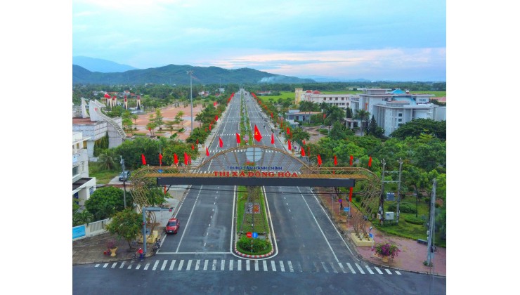 Cần tiền bán nhanh lô đất nền gần trung tâm thị xã , gần khu công nghiệp, gần biển