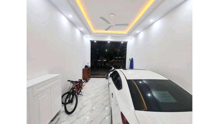 BÁN NHÀ PHỐ PHAN ĐÌNH GIÓT: 40M2*5 TẦNG, MT 4.5M, SÁT CHỢ, NGÕ THÔNG, 50M RA PHỐ, 3.9TỶ