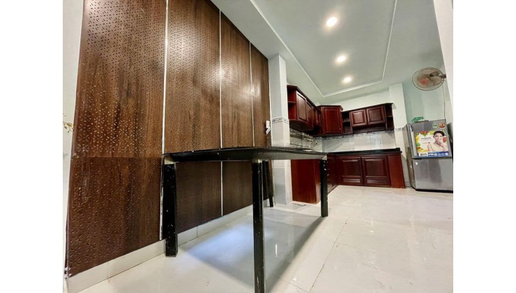 Bán nhà trung tâm 52m2 Huỳnh Tấn Phát Quận 7 chỉ 5x tỷ