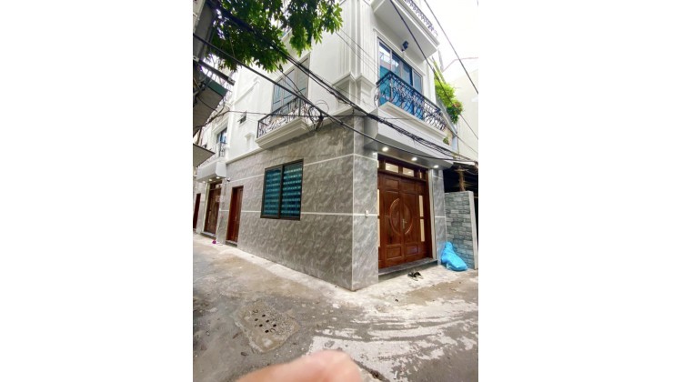 Bán Nhà Lô Góc Đường 19-5 - Nhà Mới đẹp Full Nội Thất - Giá 4.7 Tỷ - DT31m- MT 10m- 5 Tầng