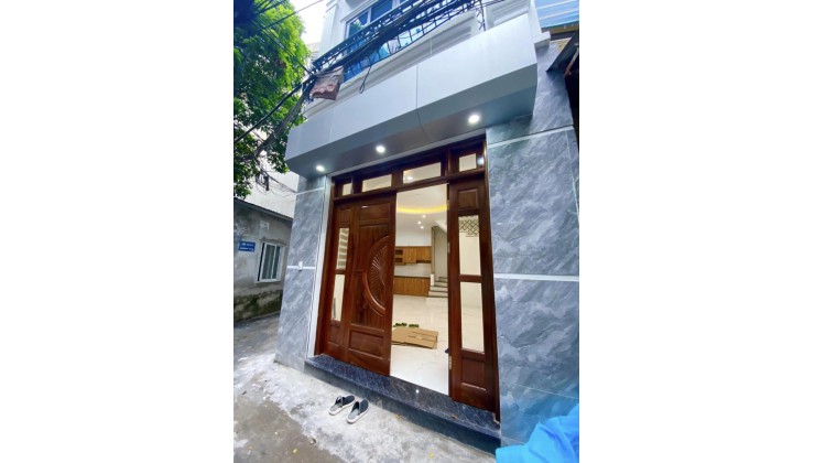 Bán Nhà Lô Góc Đường 19-5 - Nhà Mới đẹp Full Nội Thất - Giá 4.7 Tỷ - DT31m- MT 10m- 5 Tầng