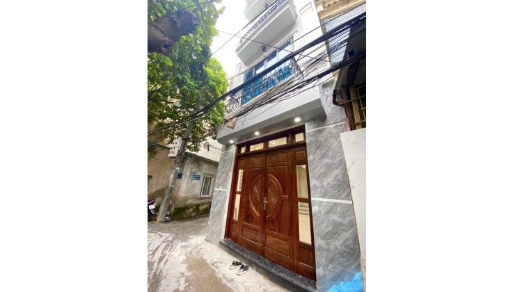 Bán Nhà Lô Góc Đường 19-5 - Nhà Mới đẹp Full Nội Thất - Giá 4.7 Tỷ - DT31m- MT 10m- 5 Tầng