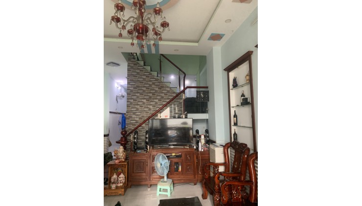 Bán Nhà Lê Đức Thọ, P 13, Gò Vấp; DT: 52m2, 4 Tâng; KT: 4 x 13;. Giá 5 Tỷ 900 Triệu.
