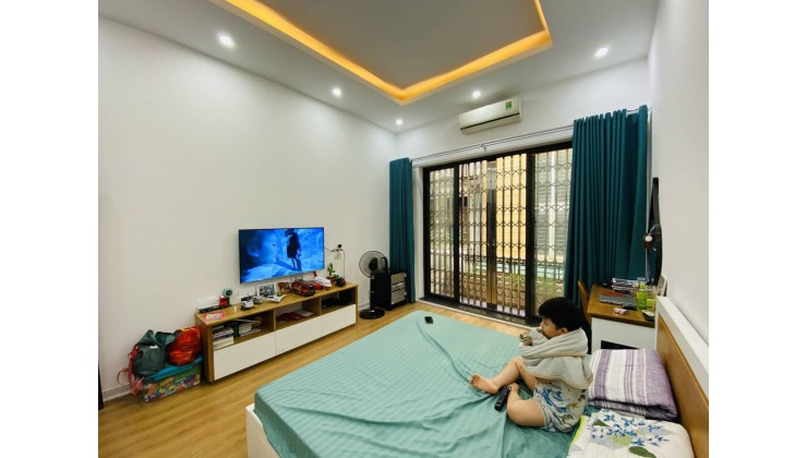 Bán nhà Phố Khương Hạ, 52m2x5T, GARA Ô TÔ, Ở, KINH DOANH, Nhỉnh 7 Tỷ.