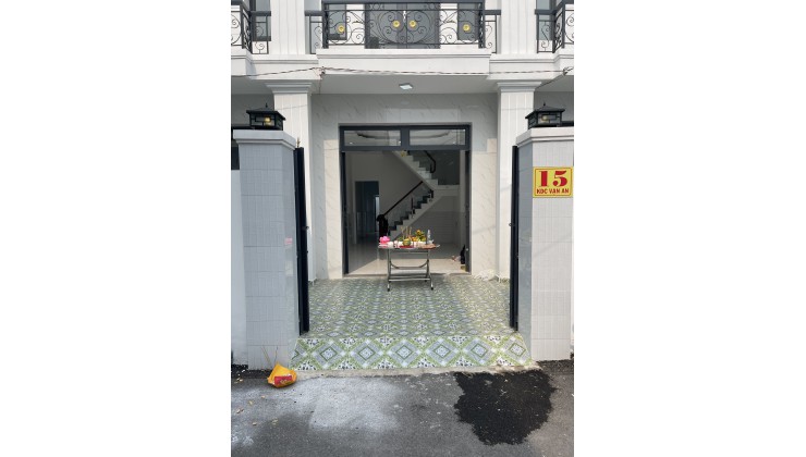 CHÍNH CHỦ BÁN NHÀ NGAY KHU CÔNG NGHIỆP CẦU TRÀM, 1 TRỆT, 1 LẦU, 3PN, 2WC , GIÁ CHỈ 2,3 TỶ.