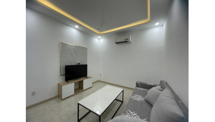 Cần bán căn hộ view phố biển đầy đủ nội thất, căn góc 74 siêu đẹp tại Mường Thanh 04 Trần Phú.