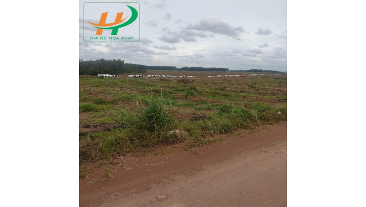 Còn duy nhất 1 lô đất đẹp ngay khu công nghiệp Becamex Đồng Phú giá hơn 3 triệu/m2. liên hệ 0965.724.693