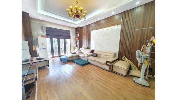 Bán nhà gần phố Lê Trọng Tấn 60m2 5T chỉ hơn 12tỷ, kinh doanh,ô tô..