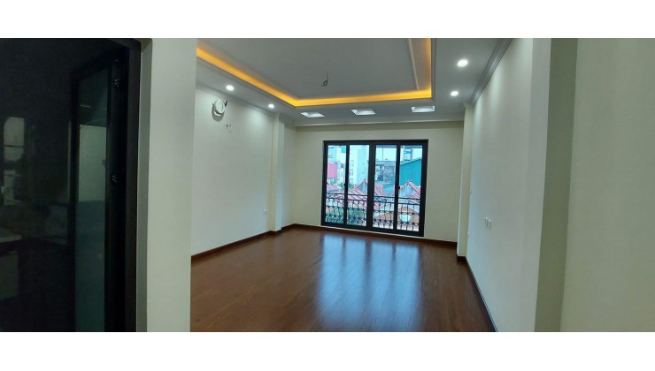 Siêu phẩm Mỗ lao hà đông 43m2 5 tầng, ô tô, sát phố, 6.99 tỷ.