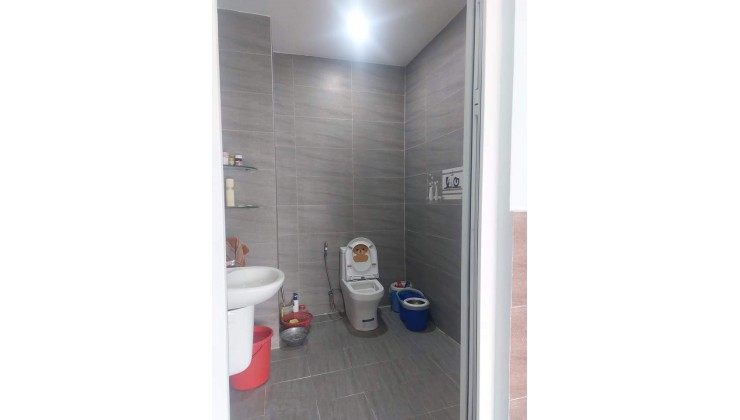 Bán nhà mặt tiền đường nội bộ 9m, xe hơi ngủ trong nhà. 80m2, 3 tầng, btct,Q9 củ,tp thủ đức, giá chỉ nhỉnh 5ty.