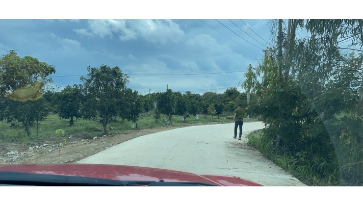 Bán hơn sào Đất trái cây La Ngà,Định Quán,Đồng Nai,View Hồ Trị An