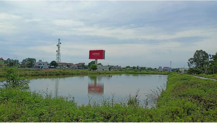 cần bán lô đất nền thị trấn Tân Phong Quảng Xương mặt bằng giáp quốc lộ 1A