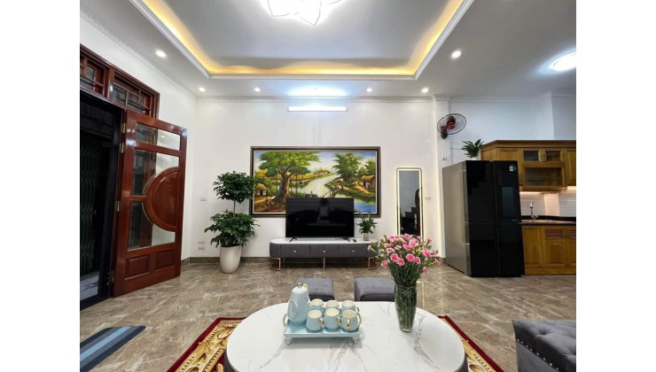 Nguyễn Văn Huyên 40m2 Sát Phố 5,2 Tỷ 4 tầng Full Đồ inbox e gửi sổ