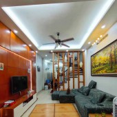 Phân Lô Quân Đội, Phố Khương Trung, Thanh Xuân 37m2x6T, Ô TÔ, Nhỉnh 5 Tỷ.