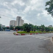 Bán đất Phân lô phố Cổ Linh, Mặt Đường 4 Làn Xe, 1 Bước ra AeonMall, 2 Bước sang Hà Nội.