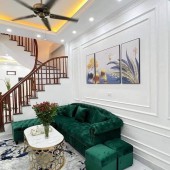 CẦN BÁN NHÀ PHỐ TRẦN BÌNH 33M2 x 4 TẦNG, SANG TRỌNG, 4.2 TỶ.