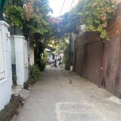 Nhà kiệt ô tô Dũng Sĩ Thanh Khê – 2 mặt kiệt - Gần đường chính.