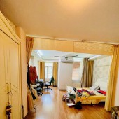 Bán nhà 127 Hào Nam 50m x 4 tầng, mt: 5m