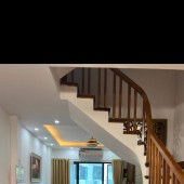 Siêu phẩm quận Đống Đa - Thái Hà - Hoàng Câu - Hào Nam - 45m2, 5  tầng; mặt tiền: 4.2m; giá nhỉnh 7 tỷ.