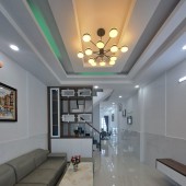 Nhà mới, đẹp ở ngay. Ô tô ngủ trong nhà, full nội thất Nhỉnh 6 tỷ