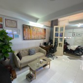SÁT HẺM XE HƠI- NGAY NH VIETCOMBANK- NGANG 4.6M- 2 TẦNG