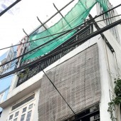 Bán nhà mới đường CMT8, Phường 5, Tân Bình, 3 tầng, 3.7 tỷ