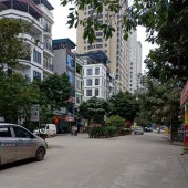 Bán Nhanh Nhà Cấp 4 KĐT Văn Khê 50m2 MT4m - Vỉa Hè 4m _ KD Tốt - Giá 5.6 Tỷ