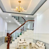 Chỉ còn căn Huỳnh Thị Hai, 43 m2, HXH thông, giá 3.25 tỷ.
