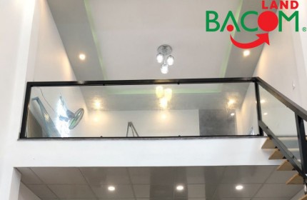 Bán nhà gác lửng 72m2 sân đậu xe hơi SHR THỔ CƯ kp1 SÁT chợ nhỏ Tân Hiệp, Biên Hòa