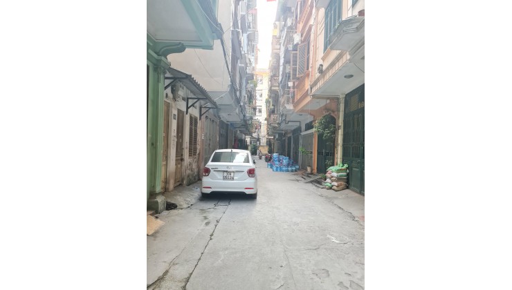 Bán Gấp Nhà Thái Hà 55m2 6 tầng Mặt 3.8m.dòng tiền ngõ to thông oto sát nhà Giá 8ty