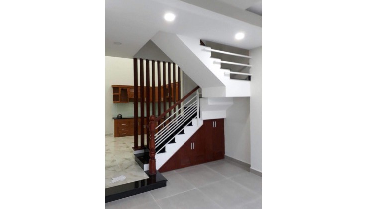 Bán nhà Lâm Văn Bền, Quận 7, 70m2, 4 Tầng, Xe Hơi đậu trước cửa. Giá nhỉnh 9 Tỷ
