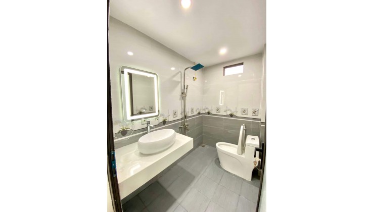 LÔ GÓC Kim Ngưu , 41m2 , 3 ngủ , mới đẹp , Oto , CHỈ 3,5 TỶ