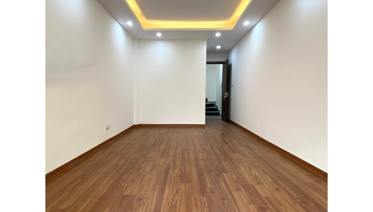 BÁN NHÀ KHƯƠNG ĐÌNH, DT 35M x 5 TẦNG, GẦN CẦU KHƯƠNG ĐÌNH