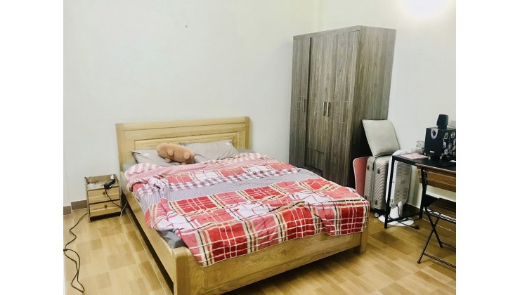 Bán nhà giá rẻ Phố Trương Định 28m2- 4 tầng- 2.9 tỷ ngõ rộng thoáng.HIẾM