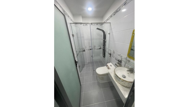 Bán nhà Lâm Văn Bền, Quận 7, 70m2, 4 Tầng, Xe Hơi đậu trước cửa. Giá nhỉnh 9 Tỷ