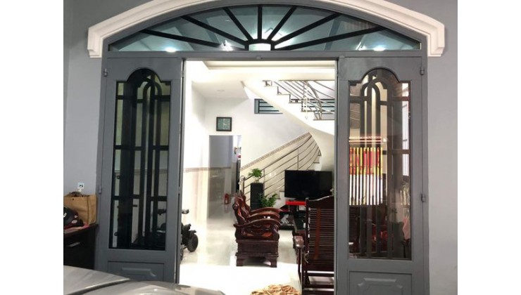 Bán gấp nhà mặt tiền đường số 26 Linh Đông DTCN 88.6m ngang 5,