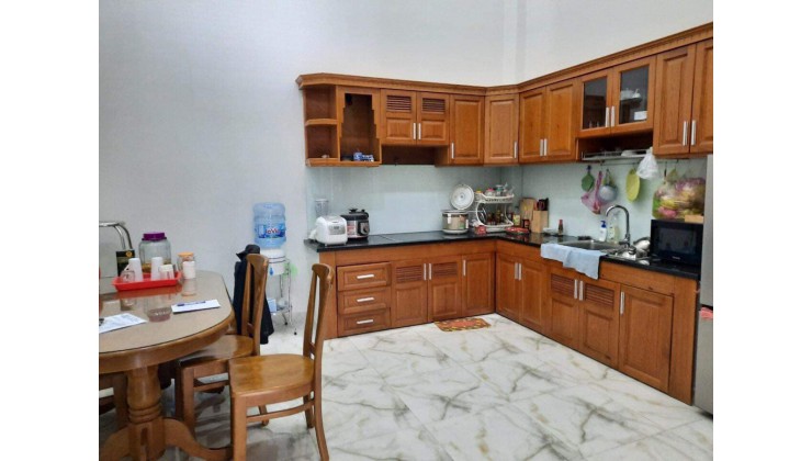 Bán nhà Lâm Văn Bền, Quận 7, 70m2, 4 Tầng, Xe Hơi đậu trước cửa. Giá nhỉnh 9 Tỷ