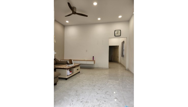 SIÊU PHẨM NHÀ MẶT TIỀN KHU HIẾM, KINH DOANH,DÒNG TIỀN. 50M GIÁ 15,5 TỶ