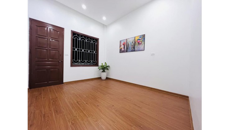 Bán nhà Ngô Quyền, Hà Đông. Ngõ ba gác - Khu HV Chính trị, 50m2*4T full nội thất, Giá bán 4.55tỷ