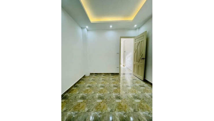 Bán nhà Thanh Lân, Hoàng Mai 37m x 4 tầng, mt 3.3m, giá 4.35 tỷ