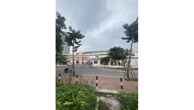 Bán nhà đẹp gần Khu Linh Đàm, Lê Đức Thọ, 100m2, 5 tầng, giá chỉ 8 Tỷ, thang máy chờ, ô tô, kinh doanh đỉnh,