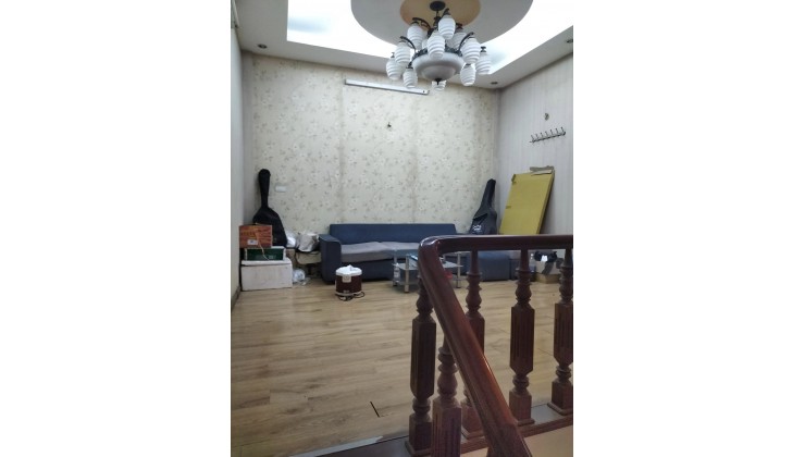Quan Nhân - Thanh Xuân - rẻ - hiếm - kinh doanh nhỏ - DT rộng 47m2, 5  tầng, mặt tiền khủng 5.6 mét, Giá chỉ 5.2 Tỷ.