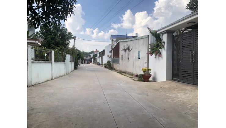 Bán nhà ngang 7,4m dài 30m sổ hồng thổ cư gần trường học thuộc phường tân phong biên hòa