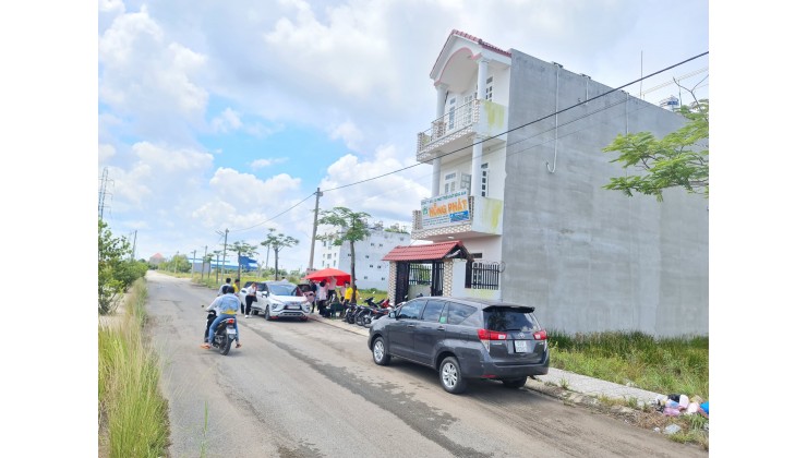 Bán dự án KĐT Vista Land, Củ Chi, view sông, DT 5X18m giá chỉ hơn 14tr/m2, SHR