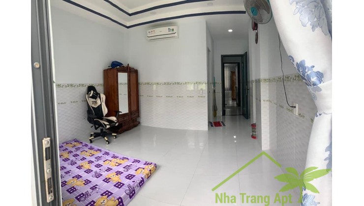 Cho thuê nhà nguyên căn 3 phòng ngủ đường 5E khu VCN Phước Hải giá 13 triệu/tháng.